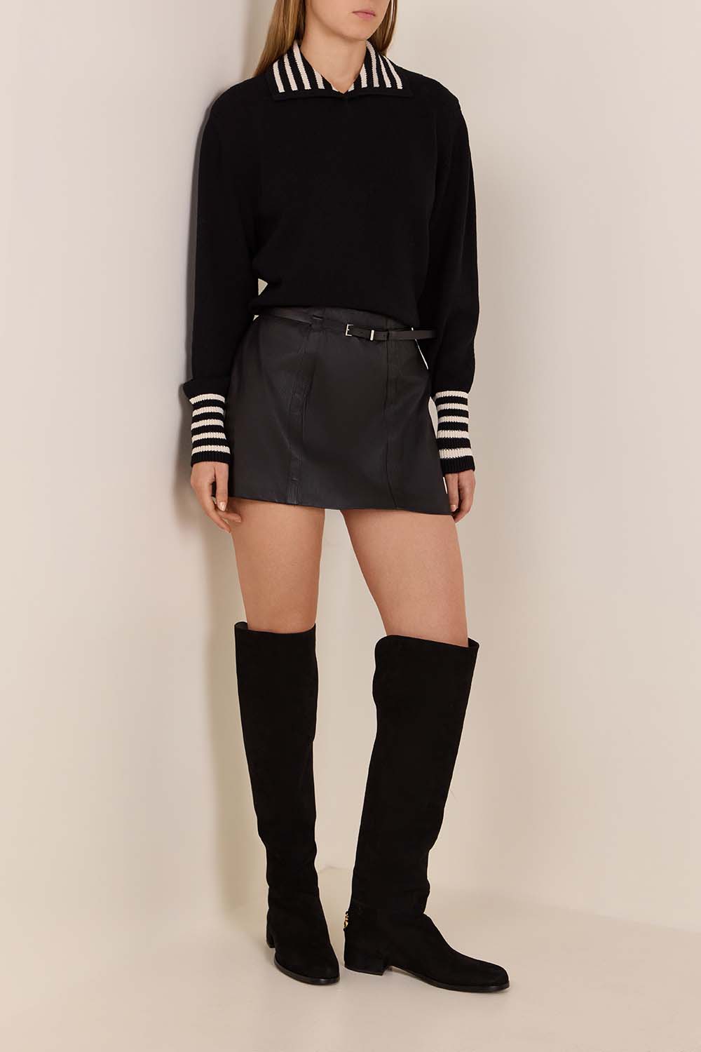 חצאית מיני מעור